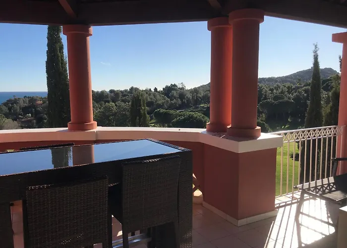Apartment Cap Esterel By Actisource Saint-Raphael (Var)