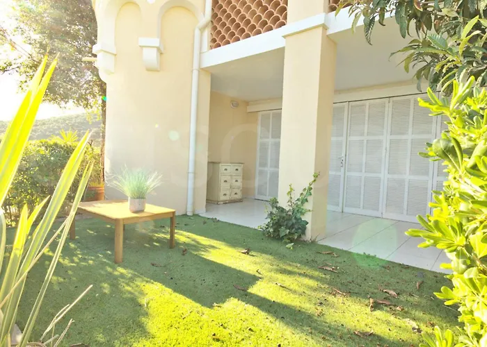 Cap Esterel By Actisource *